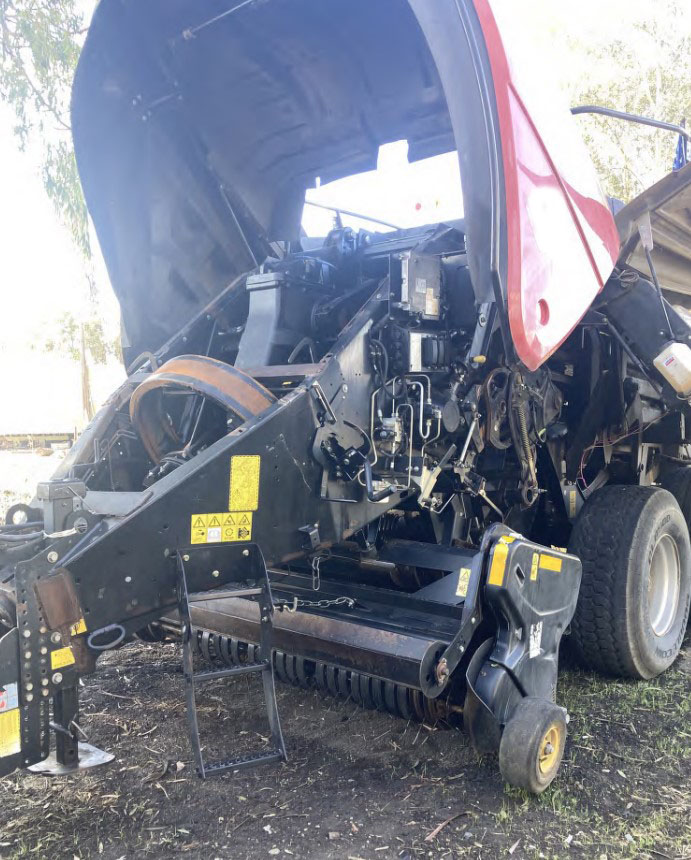 2018 Case IH LB434XL Large Baler - Image 6
