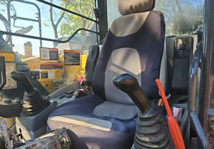 2018 John Deere 135G Excavator - Image 8