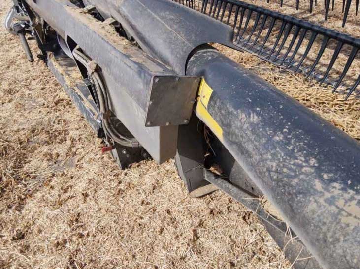 2018 MacDon FD135 Header - Image 3