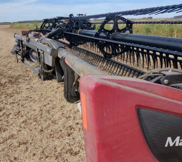 2018 MacDon FD135 Header