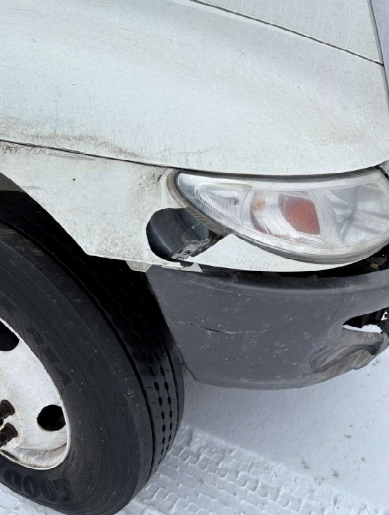 2019 International Box Truck - Image 4