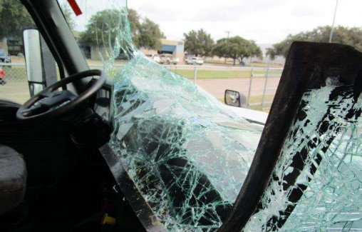 2019 International LT625 - Image 11