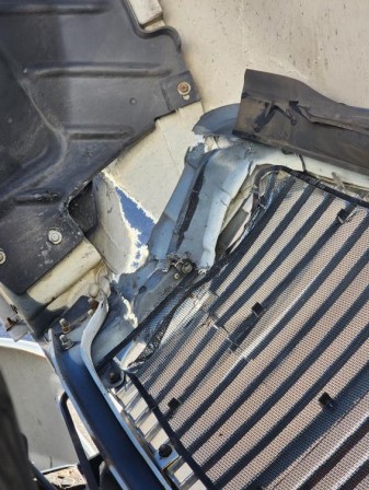 2019 International MV607 Box Truck - Image 23