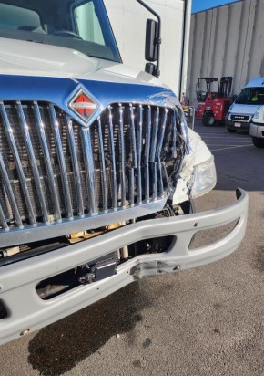 2019 International MV607 Box Truck - Image 5