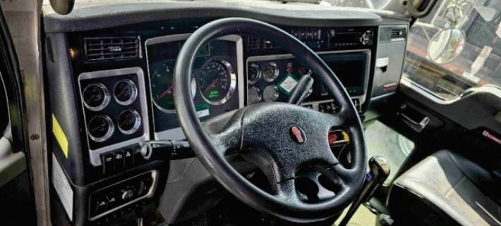 2019 Kenworth T8 Series Grapple Truck with Serco 6500 - Image 13