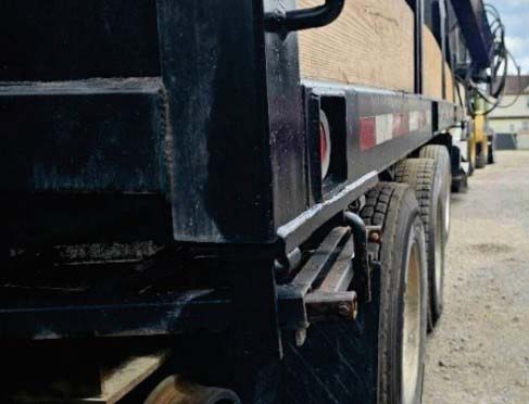 2019 Kenworth T8 Series Grapple Truck with Serco 6500 - Image 9