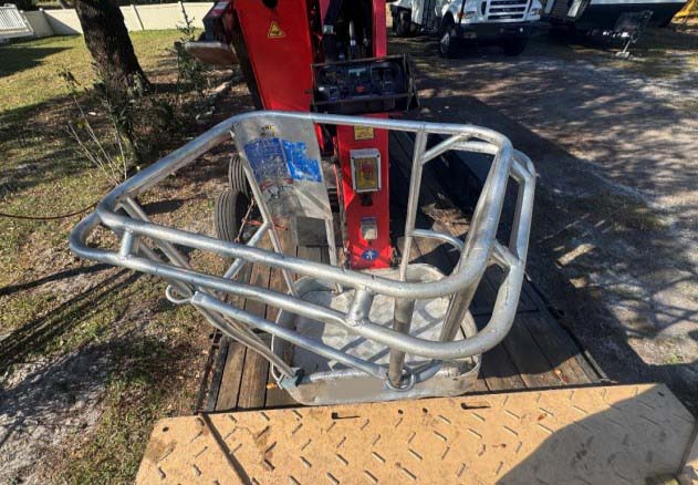 2019 Platform Basket 22.10 Arborist Spider Lift – 72ft - Image 8