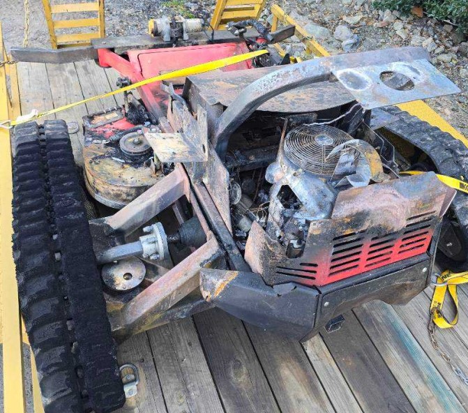 2019 RC R-52 Mower - Image 5