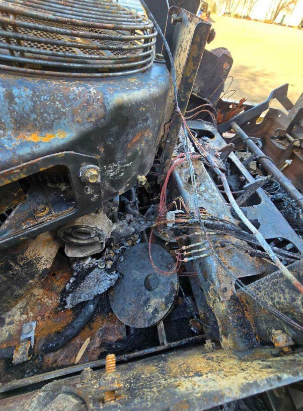 2019 RC R-52 Mower - Image 8