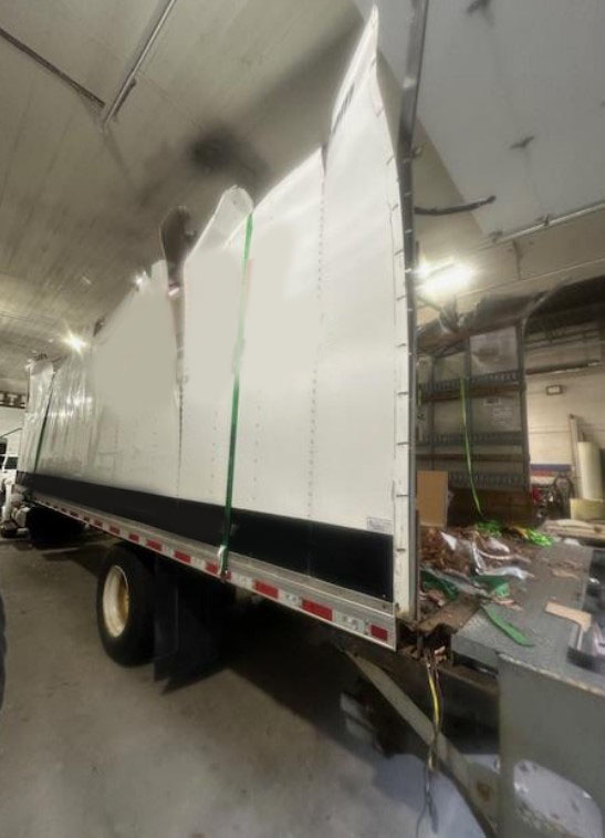 2020 International MV607 Box Truck - Image 2