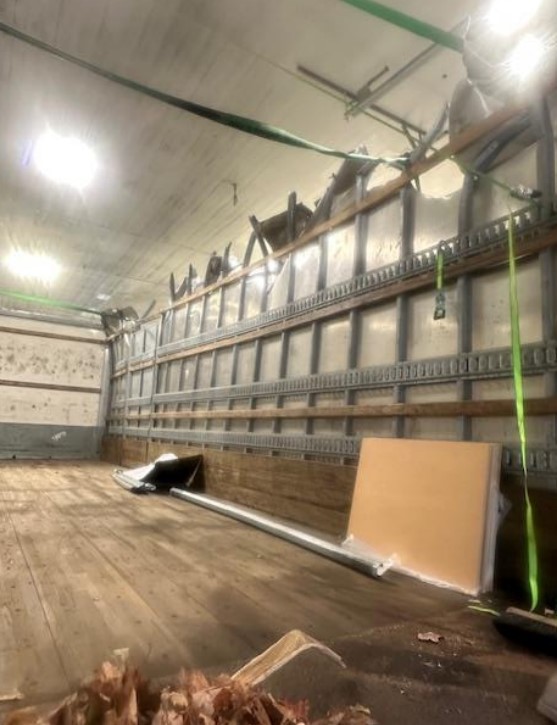 2020 International MV607 Box Truck - Image 8