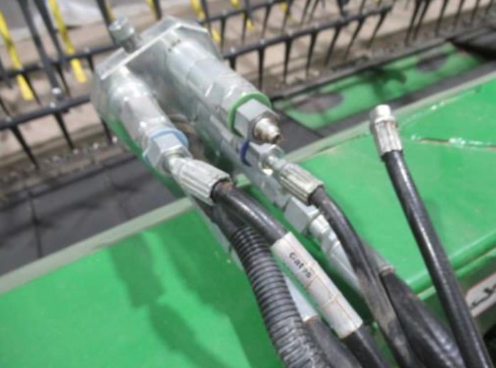 2020 John Deere RD40F Header - Image 15