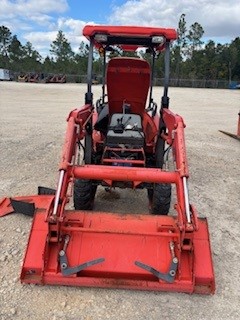 USED 2020 Kubota M26 Backhoe - Image 3