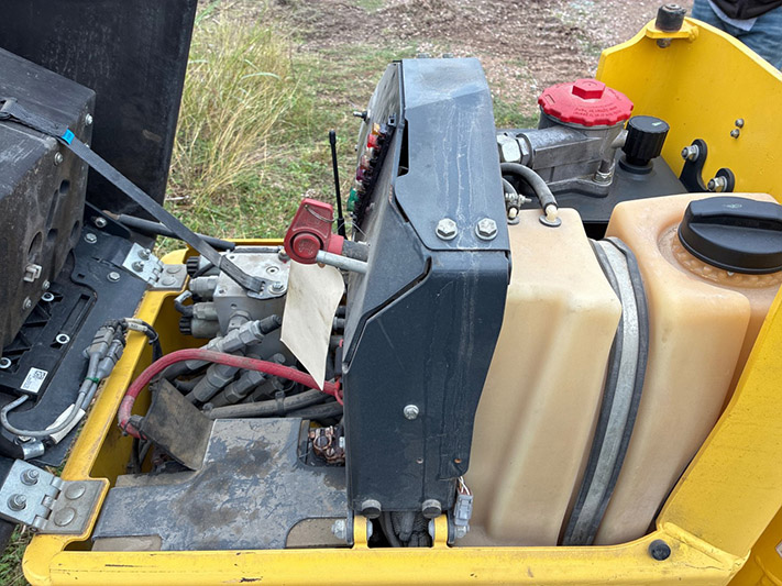 2021 Bomag 8500 Compactor - Image 9