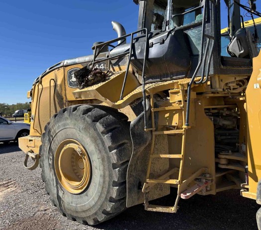 2021 Deere 844L Wheel Loader - Image 6