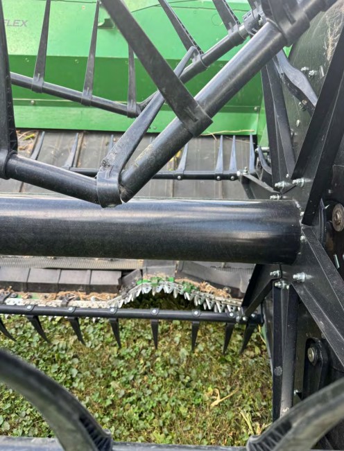 2021 John Deere RD40F Hydraflex Header - Image 11