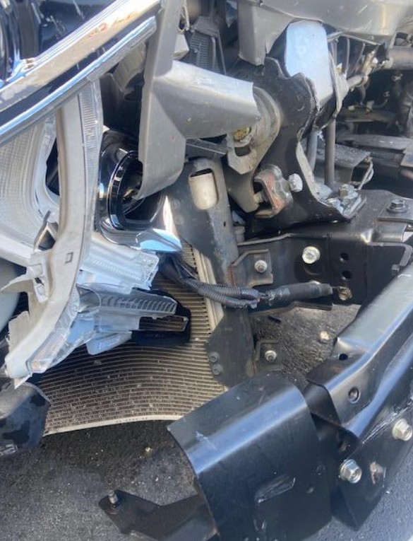 2022 Chevrolet 4500XD Reefer Box Truck - Image 11