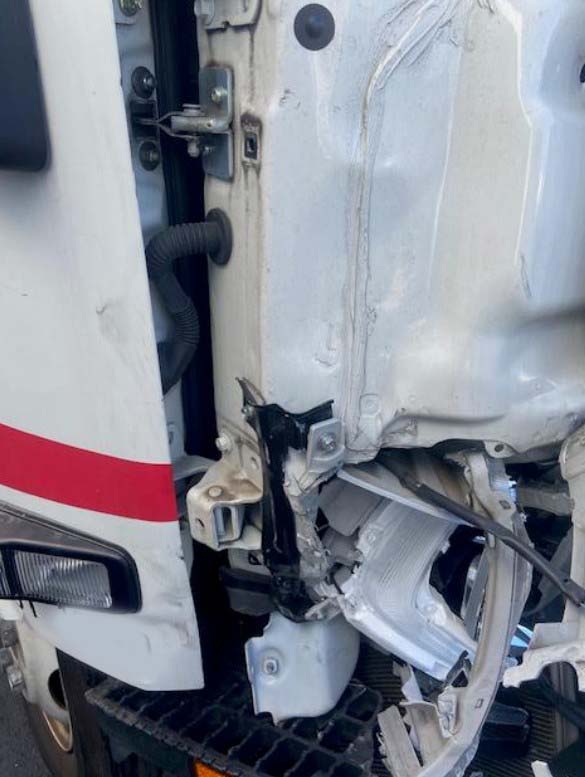 2022 Chevrolet 4500XD Reefer Box Truck - Image 12