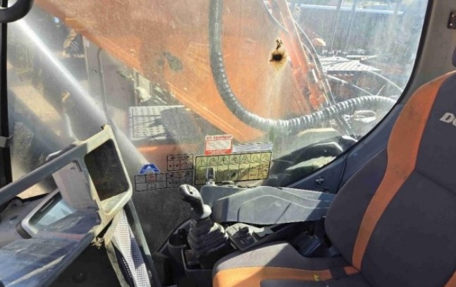 2022 Doosan DX350LC-5 Excavator - Image 7