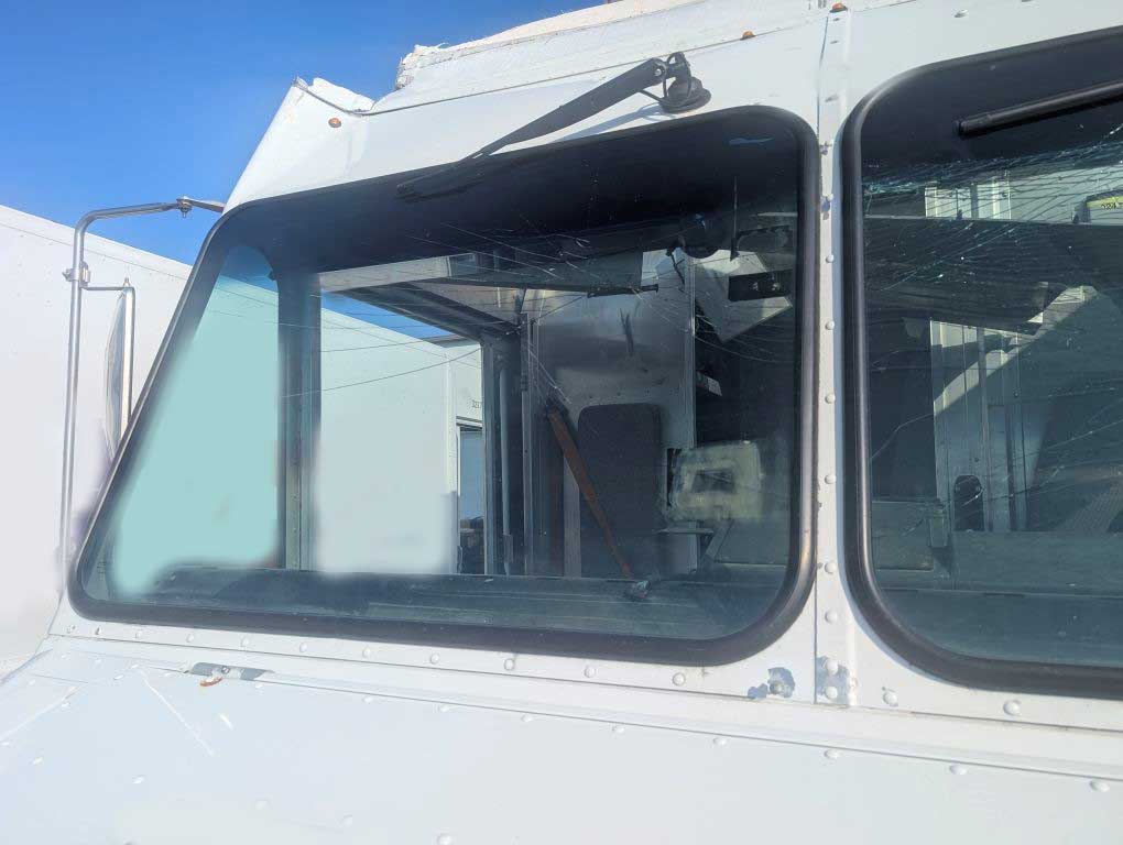 2022 Ford Step Van - Image 4