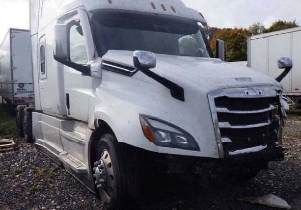 2022 Freightliner Cascadia - Image 2