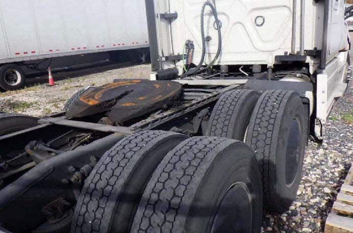 2022 Freightliner Cascadia - Image 4