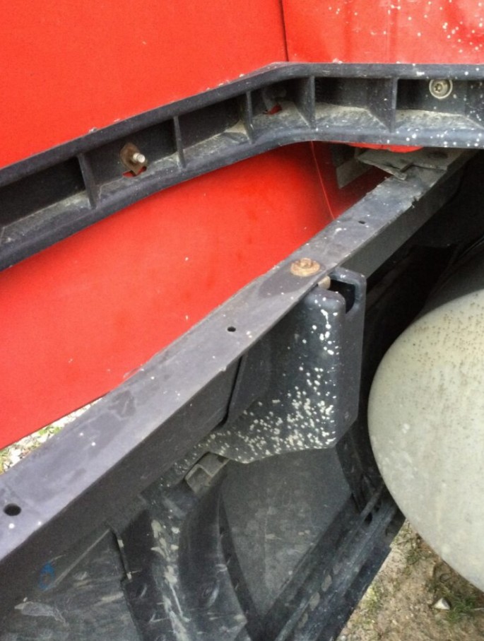 2022 International LT625 - Image 11