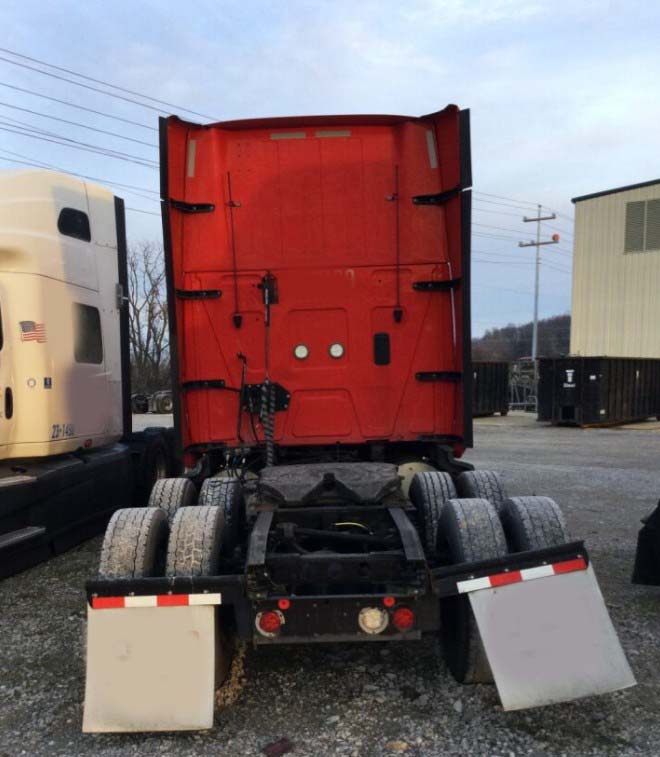 2022 International LT625 - Image 15