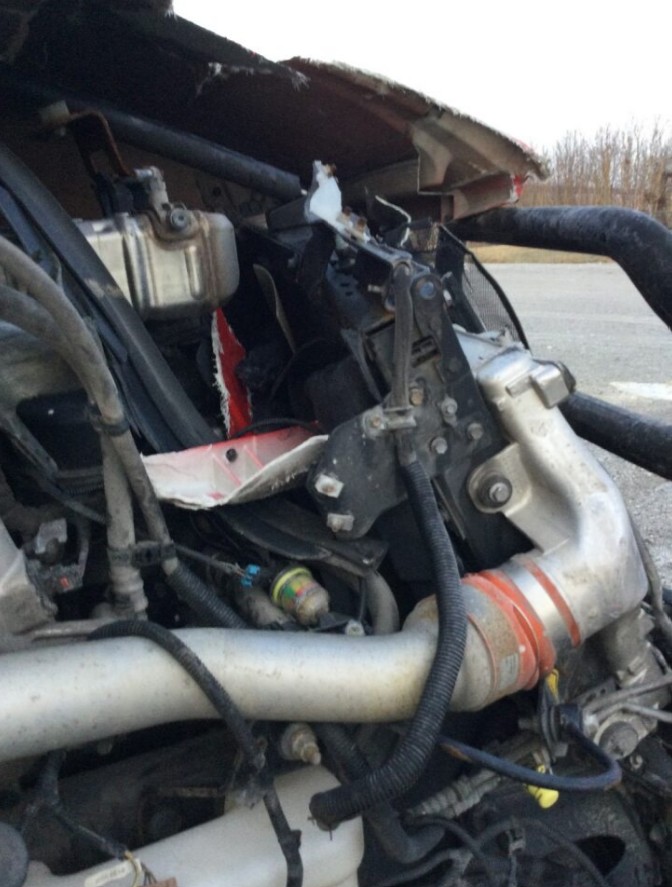 2022 International LT625 - Image 24