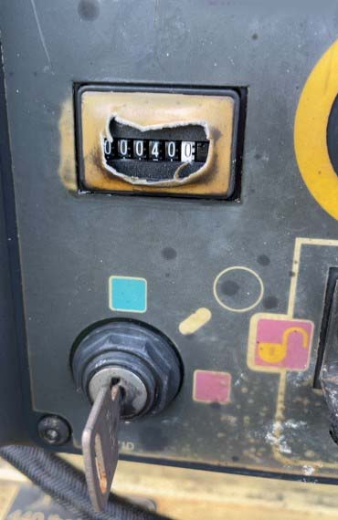 2022 JLG T350 Boom Lift - Image 2