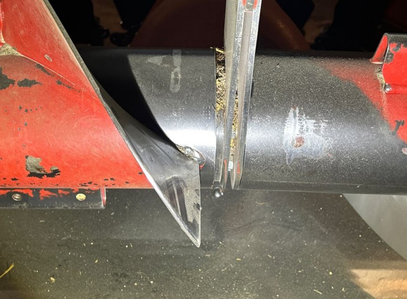 2023 Case IH 4418 Corn Head - Image 12