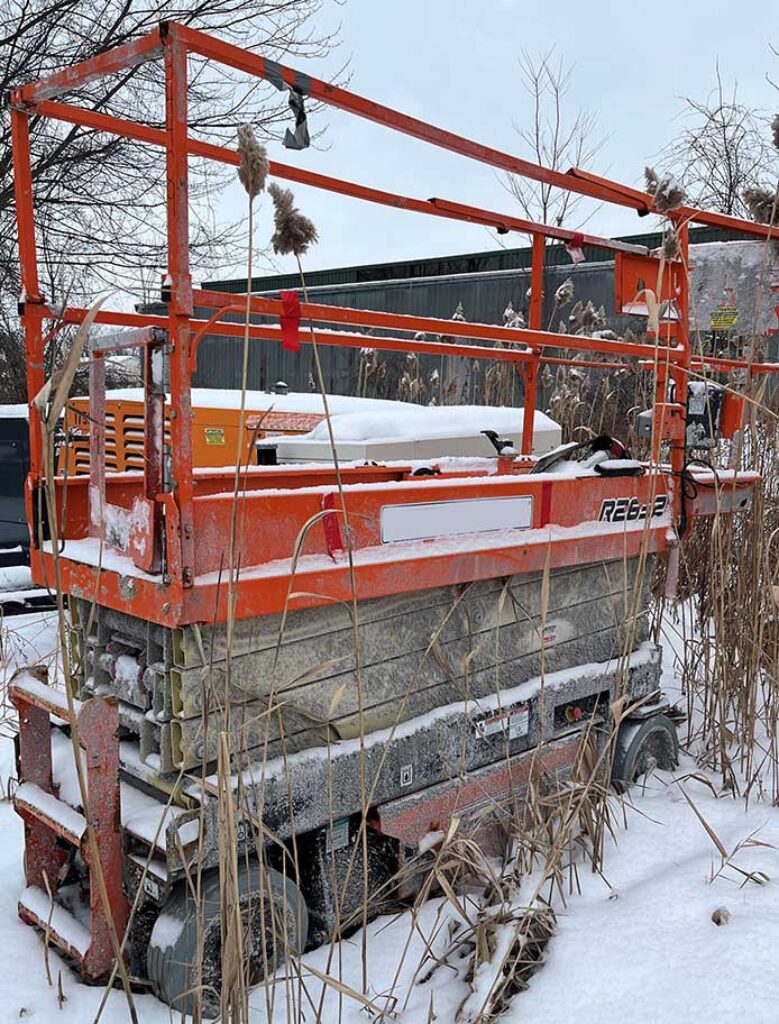 [Auction]: 2023 JLG R2632 Scissor Lift | New York | damaged | CAG