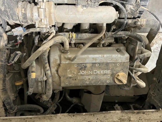 2023 John Deere Gator HUV 835R - Image 14