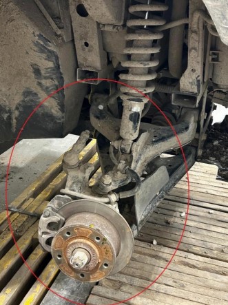 2023 John Deere Gator HUV 835R - Image 22