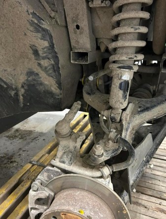 2023 John Deere Gator HUV 835R - Image 26