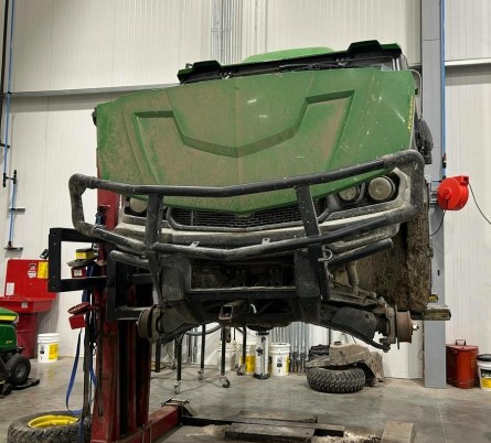 2023 John Deere Gator HUV 835R - Image 6