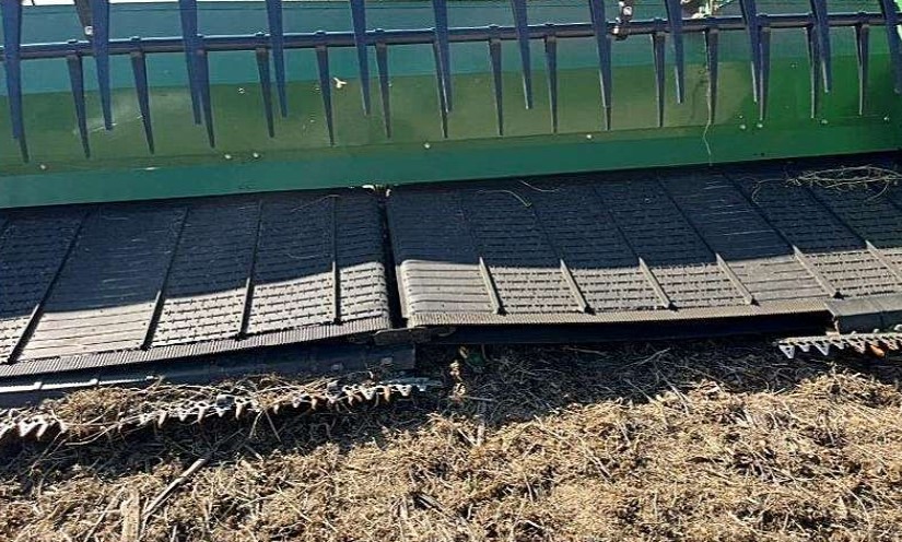 2023 John Deere RD40F Header - Image 12