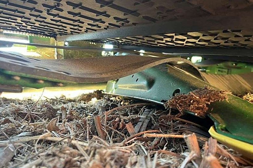 2023 John Deere RD40F Header - Image 21