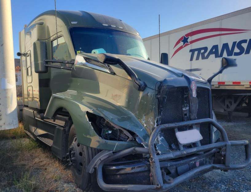 2023 Kenworth T680 - Image 2