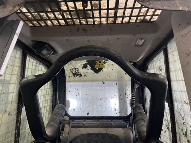 2023 New Holland L328-NR Skid Steer - Image 24