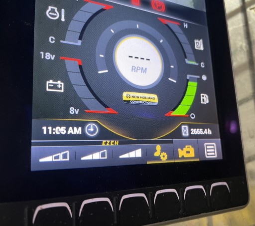 2023 New Holland L328-NR Skid Steer - Image 25