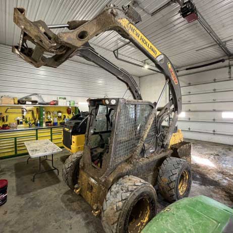 2023 New Holland L328-NR Skid Steer - Image 3