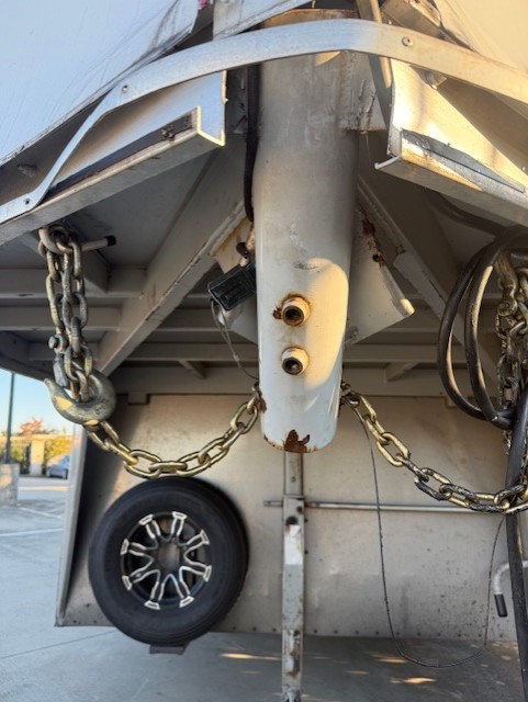 2023 Sundowner Workhorse Gooseneck Trailer - Image 13