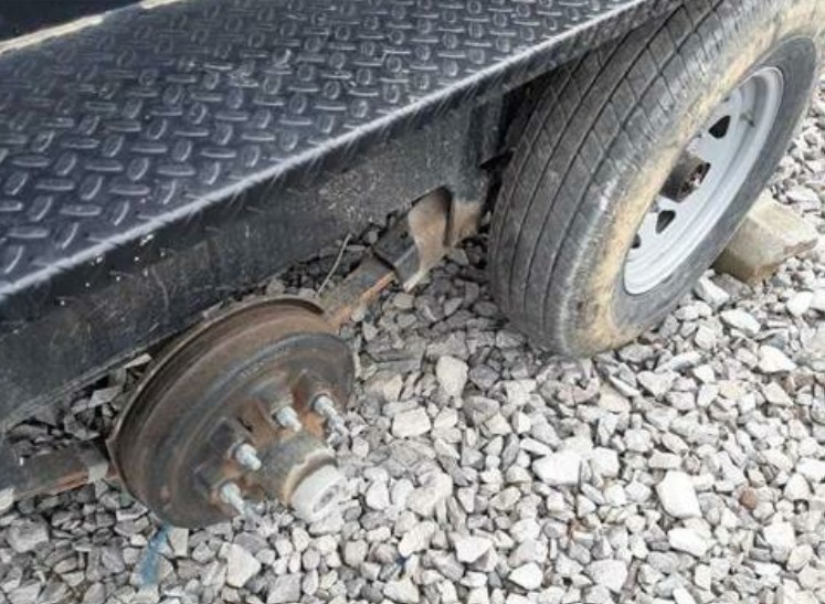 2023 Sure Trac Tandem Axel Dump Trailer 14′ x 82″ - Image 17