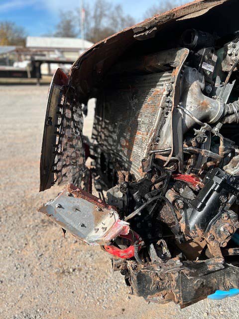 2023 Volvo VNL - Image 15