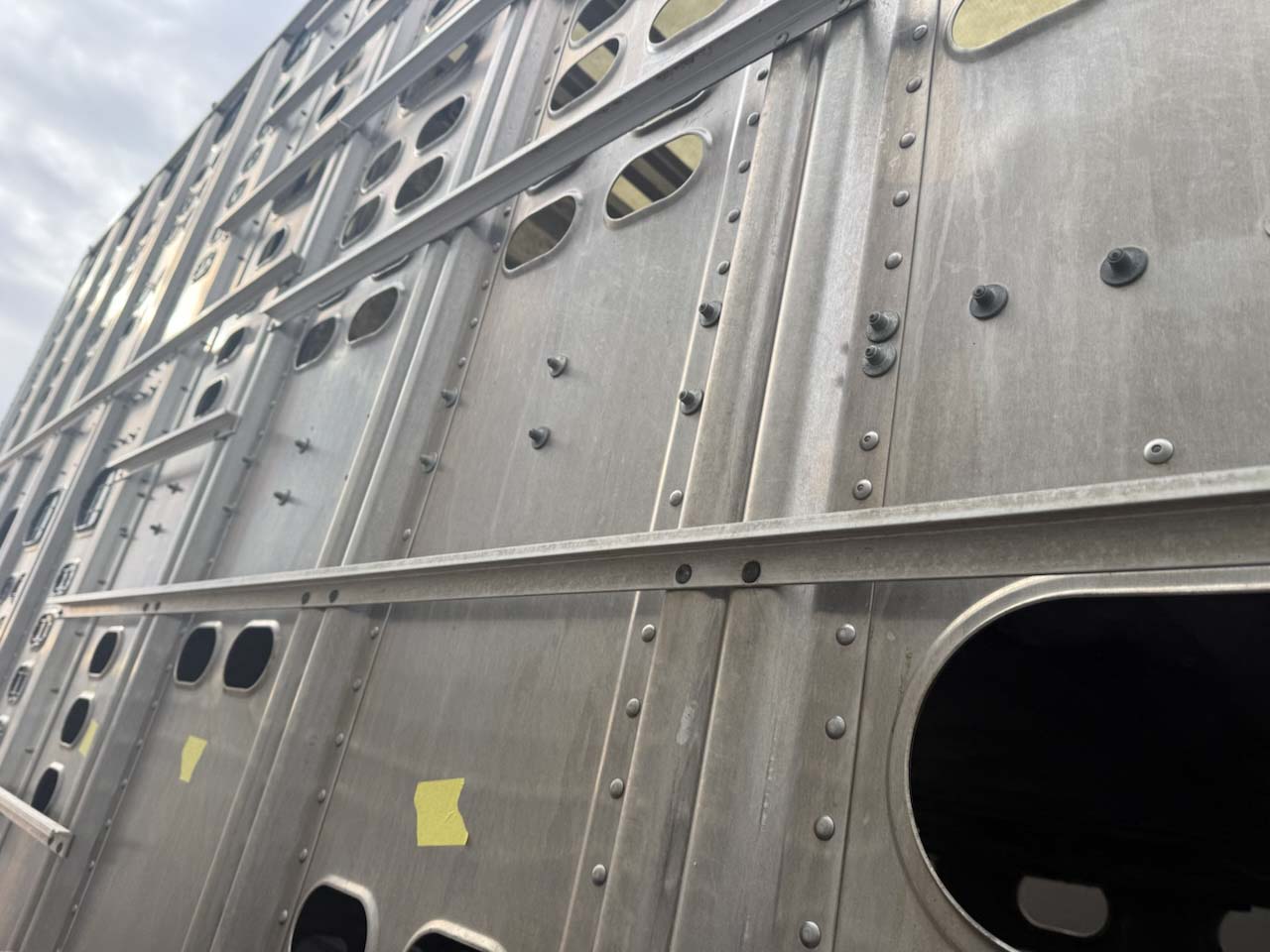 2023 Wilson Livestock Trailer - Image 9