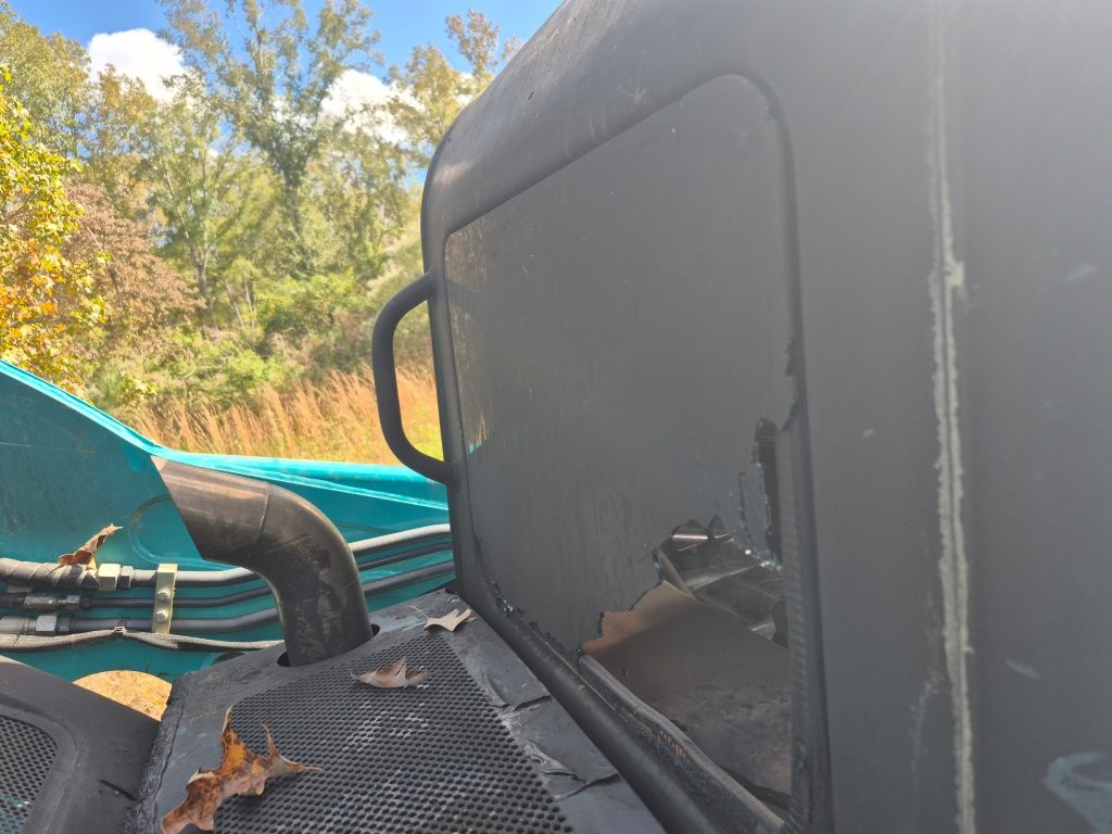 2024 Sunward SWTL4538 Skid Steer - Image 31