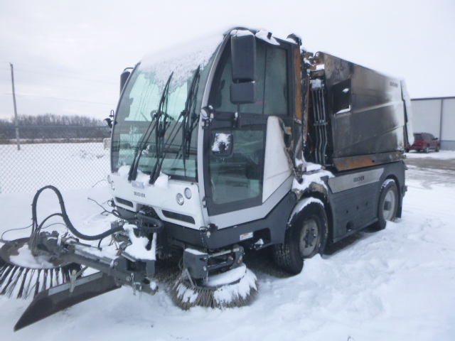 2025 Bucher City Cat 5006 Street Sweeper - Image 11