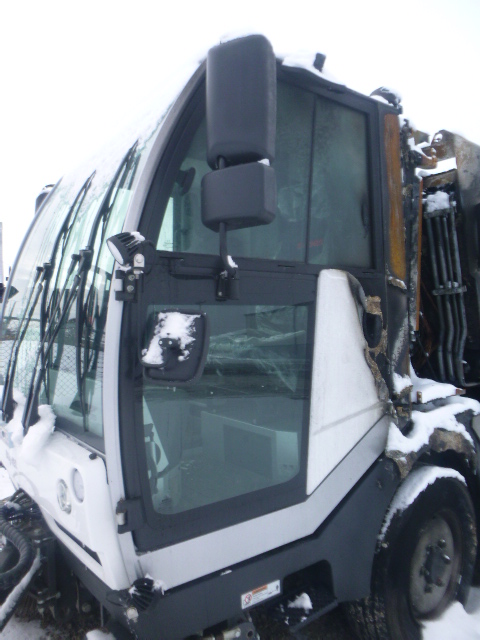 2025 Bucher City Cat 5006 Street Sweeper - Image 18