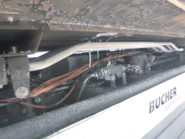 2025 Bucher City Cat 5006 Street Sweeper - Image 28